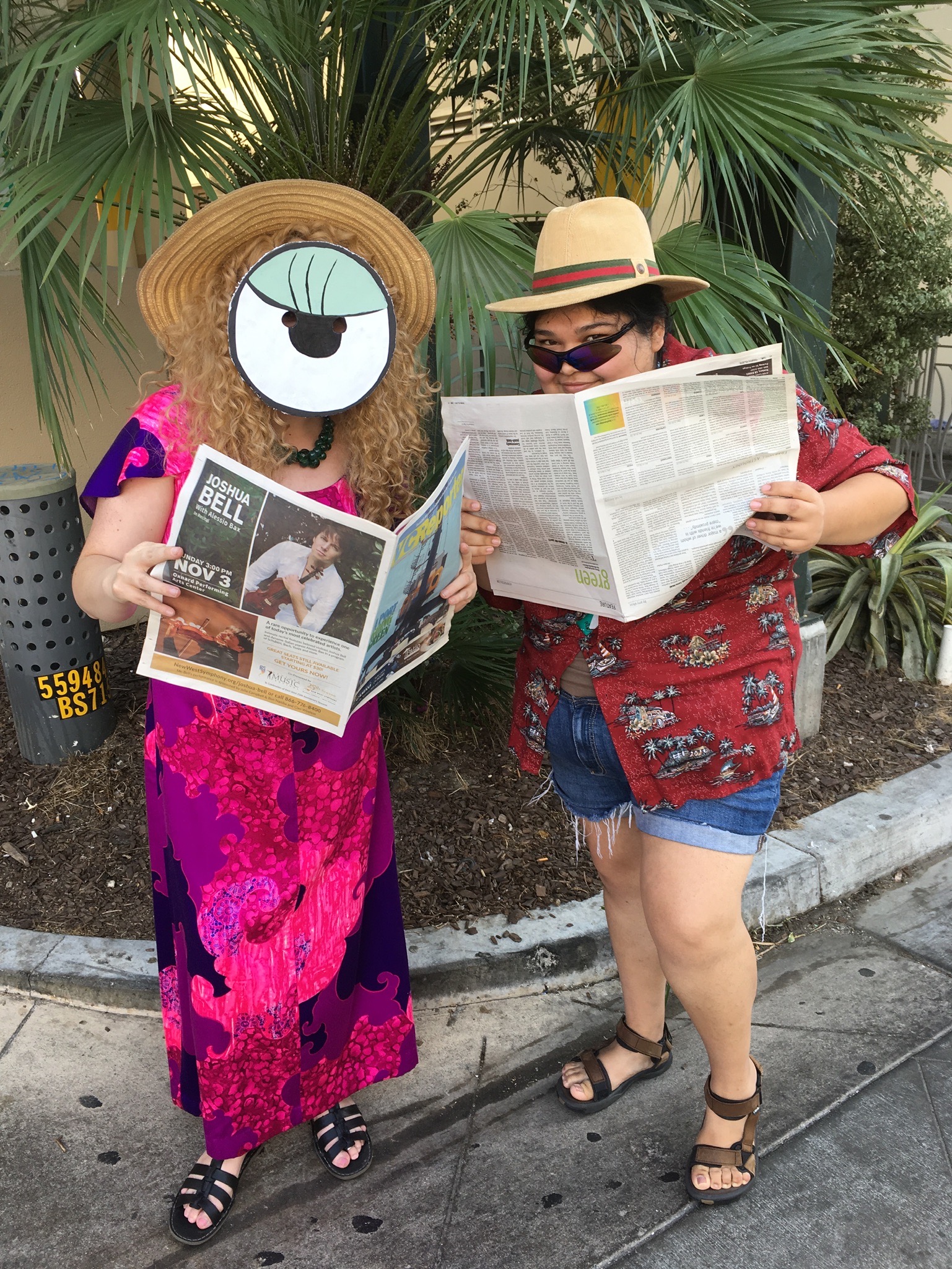 Buffalo Exchange Ventura,Pleakley and Jumba Halloween Costume